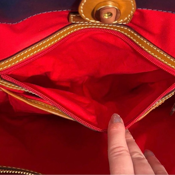 Navy Blue & Tan Leather Tote Bag - Classic Two-Tone Shoulder Bag - Picture 4 of 8